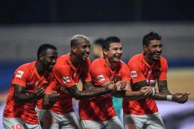 开云集团官网-13年17冠 广州队从凯泽斯劳滕神话走上降级之路