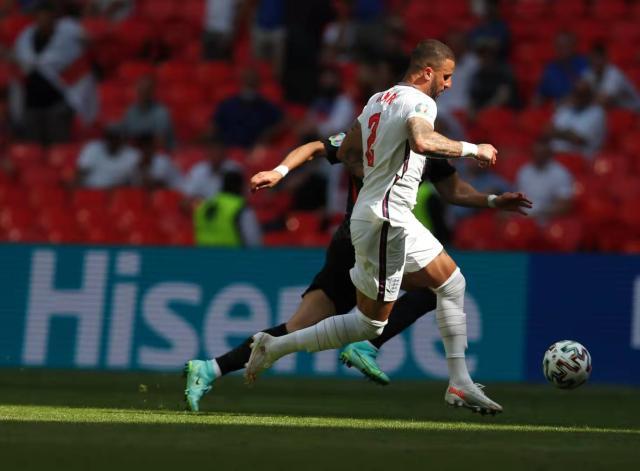 【观察】阿甘式足球，英格兰唯一取胜之道？